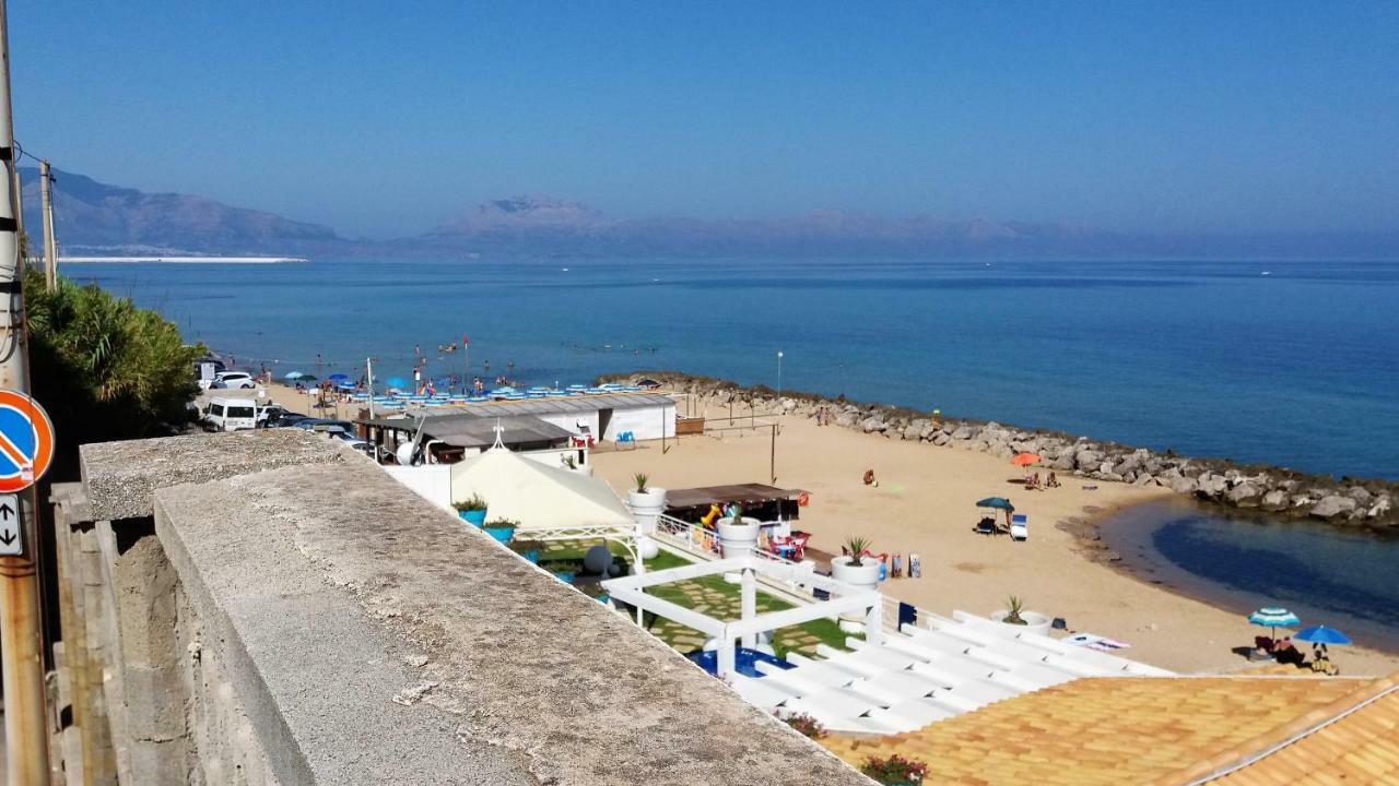 Casa Vacanza Trappeto Palermo 2 Apartment Екстериор снимка